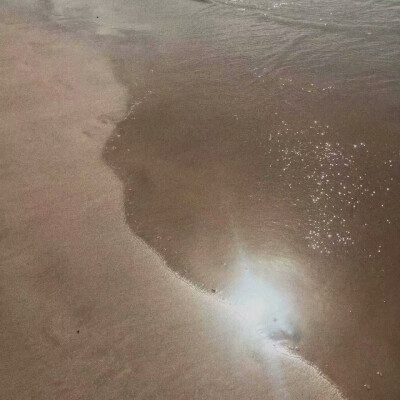 “你 承 諾 像 海 溫 存.”