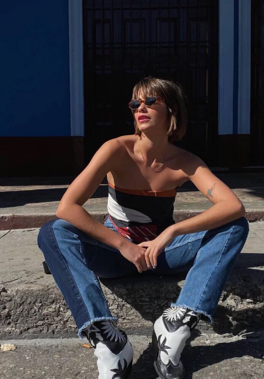 BY爱喝可乐的古娜小姐