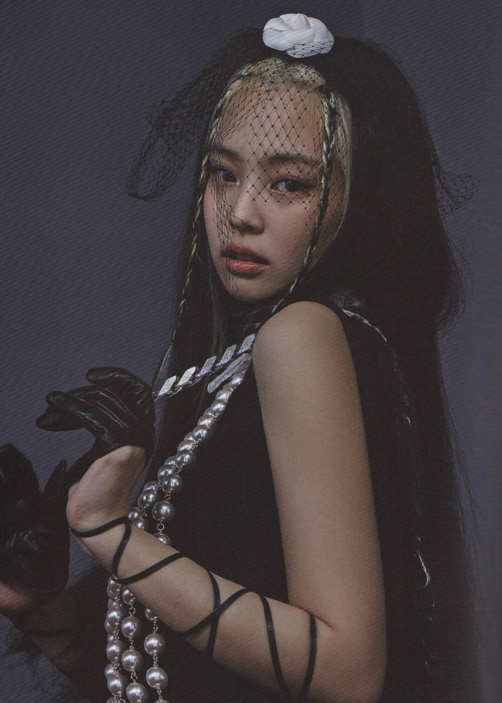 Jennie
//不用注 高清 没截比例 开新专了