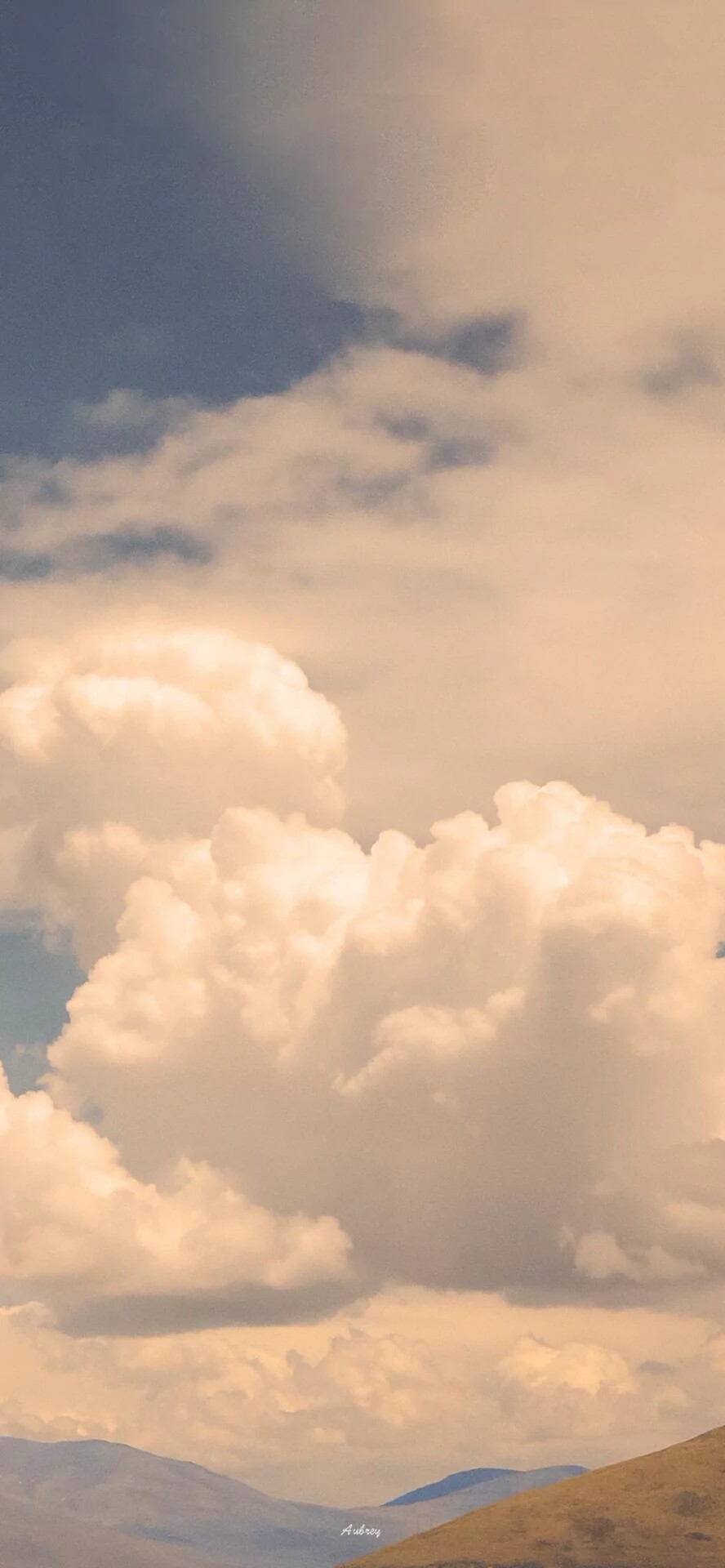 QQ聊天背景图。