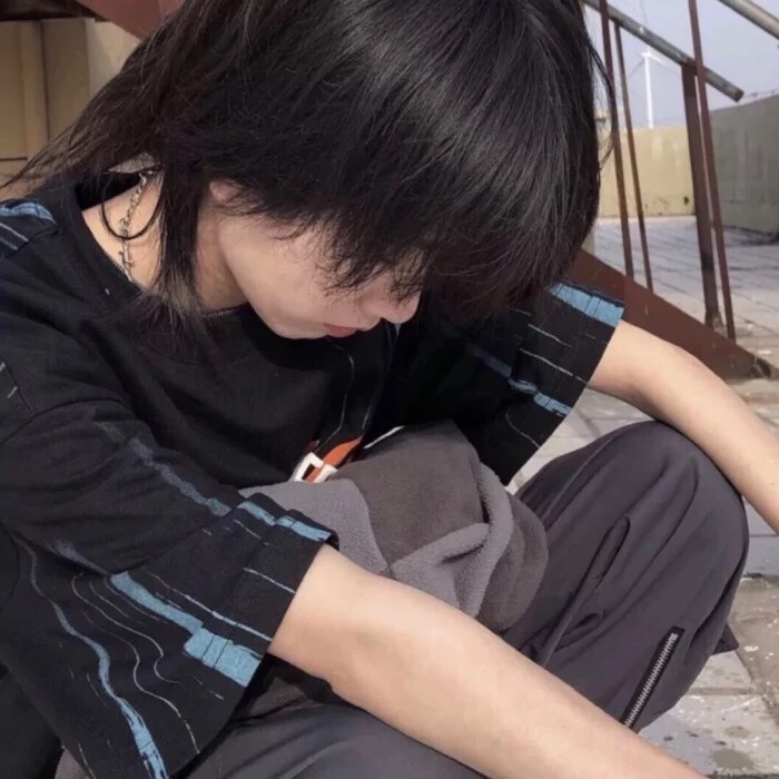 p00e00a00c00e00m00i00n00u00s