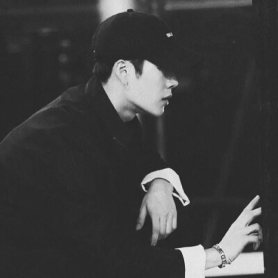 我的宝藏男孩儿们♡