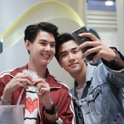 泡芙明明Perthsaint