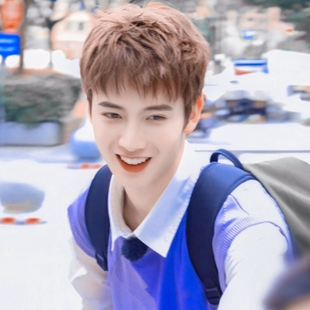 梦屿千寻陈宥维