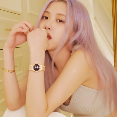 朴彩英可二改
注明/小然睡了