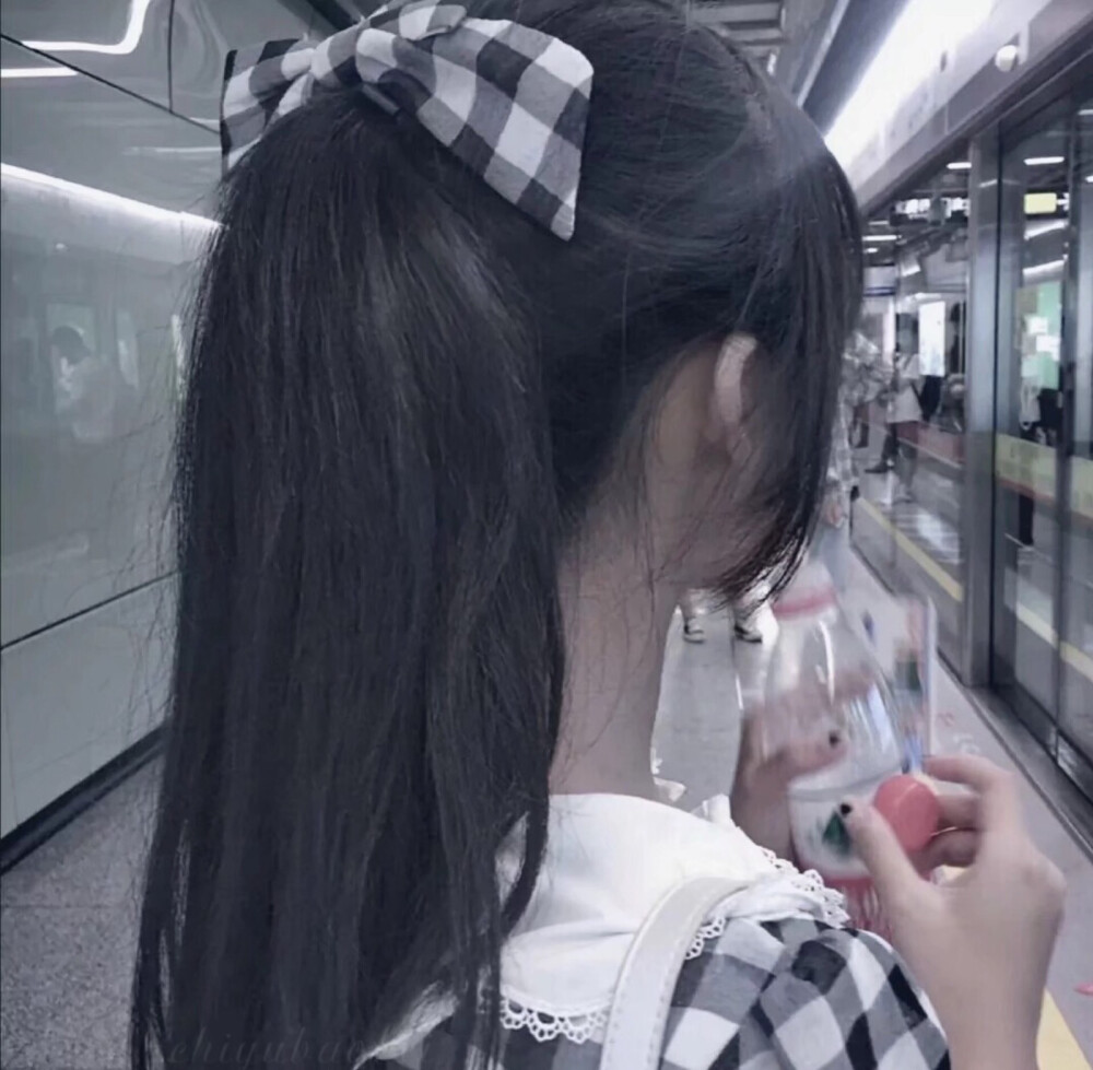 自制水印女头 礼貌拿图谢谢