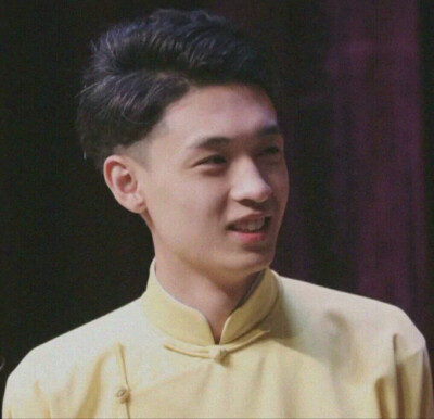 秦霄贤头像
抱图dd点赞