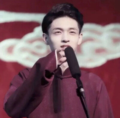 秦霄贤头像
抱图dd点赞