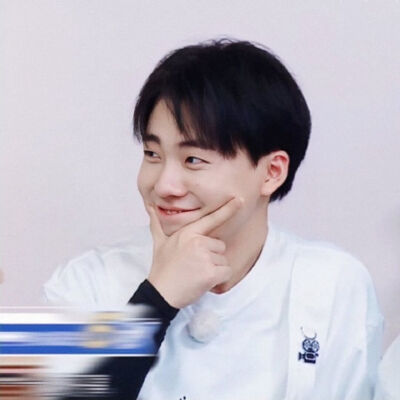 郭麒麟跑男图片
抱图dd点赞