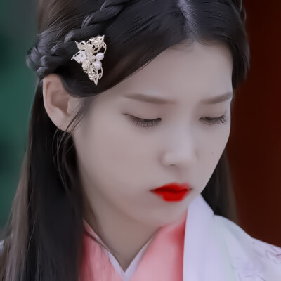 Autumnn沈虞安
//IU
原截祁一妧