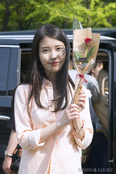 Moonlight_iu