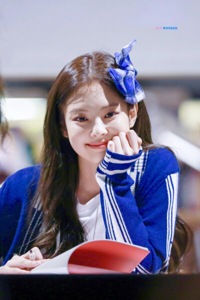 BLACKPINK jennie