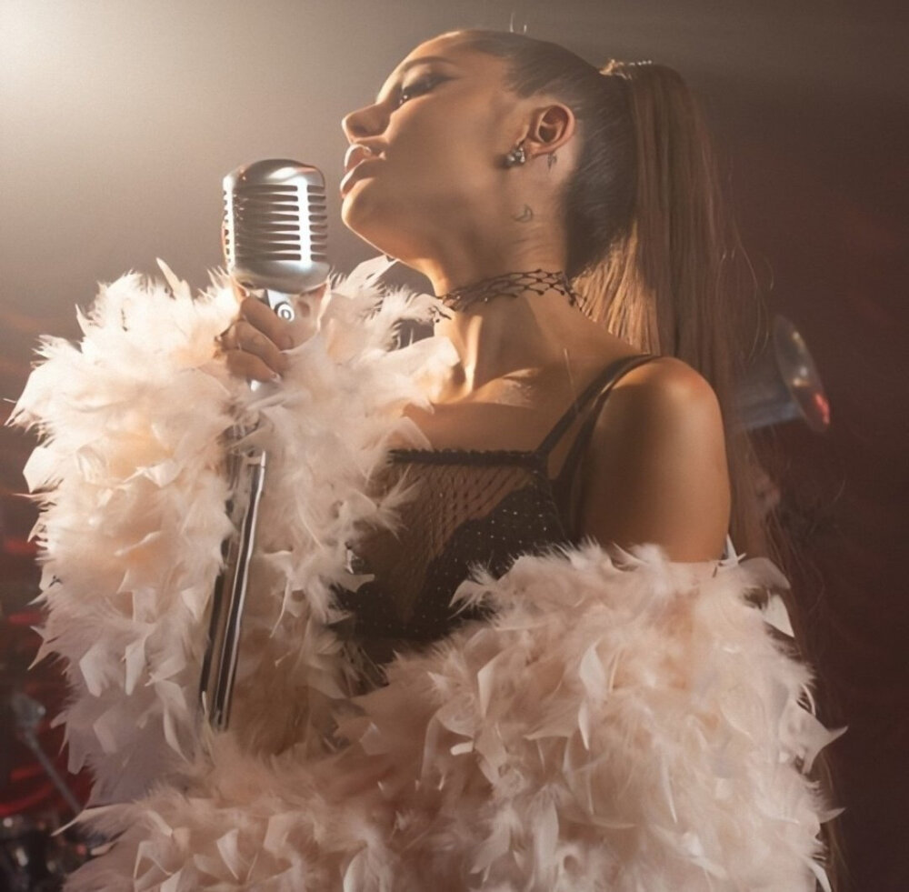 A妹 Ariana Grande Ari 爱莉杏菜 