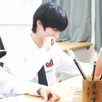 芝心真的超可爱啦
朱志鑫