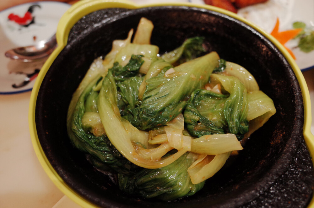 港餐厅 烤羊腿 芝士汉堡 蚝油生菜 爆酱吐司 烤羊肉串 韩国烤肉