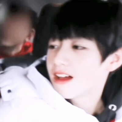 这么可爱的芝心谁能忍得住不rua
朱志鑫