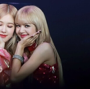 可二改.五花肉
必须注明©Firstlove_Rose。