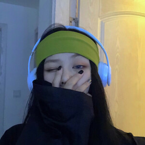 ᴇᴠᴇʀʏᴛʜɪɴɢ's ғɪɴᴇ
 一切都会好起来的，未来值得期待。