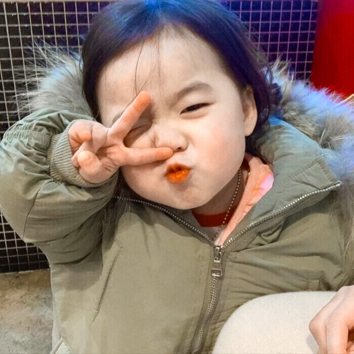 小可爱ヾ(⌐■_■)ノ♪
小不点 万薇