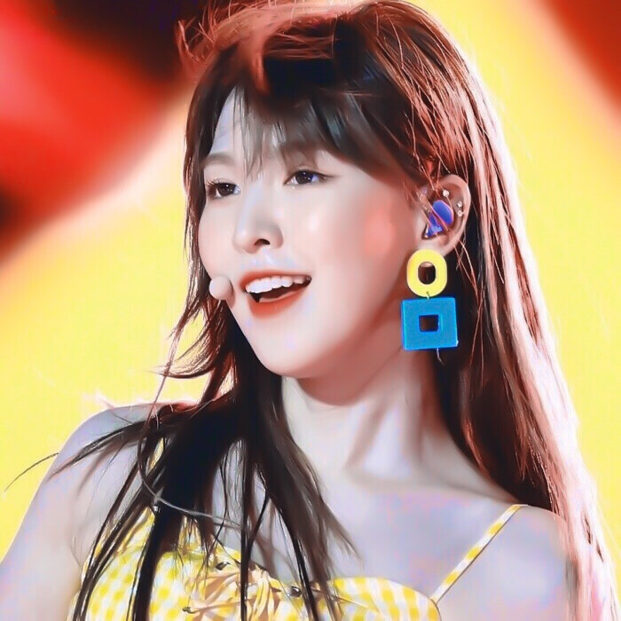 “听海哭的声音”
//Wendy
©️顾陌兮 原©Aurora940221_ 欢迎我们wendy回来辣!!!