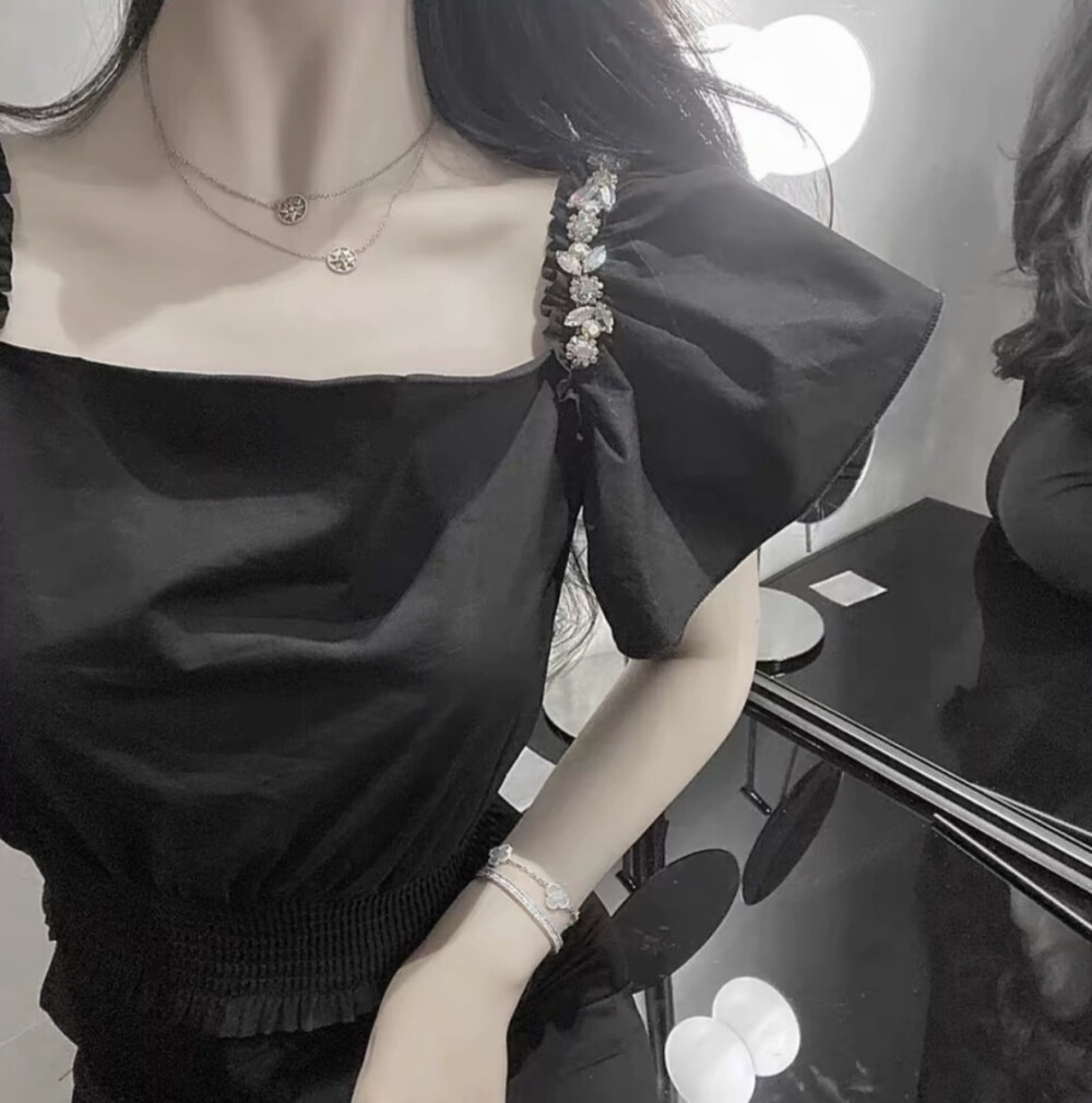 女头真人女生头像部位赞评论2更多