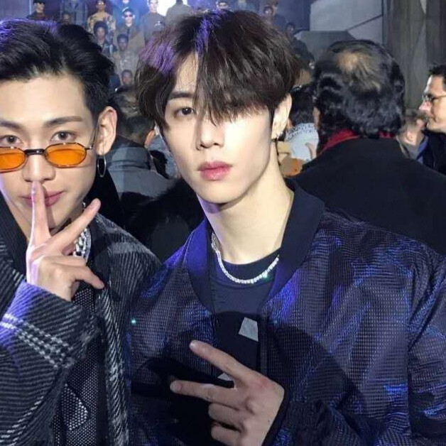 可二改.BamBam 段宜恩
改了原地爆d我谢谢谢谢谢。T-T