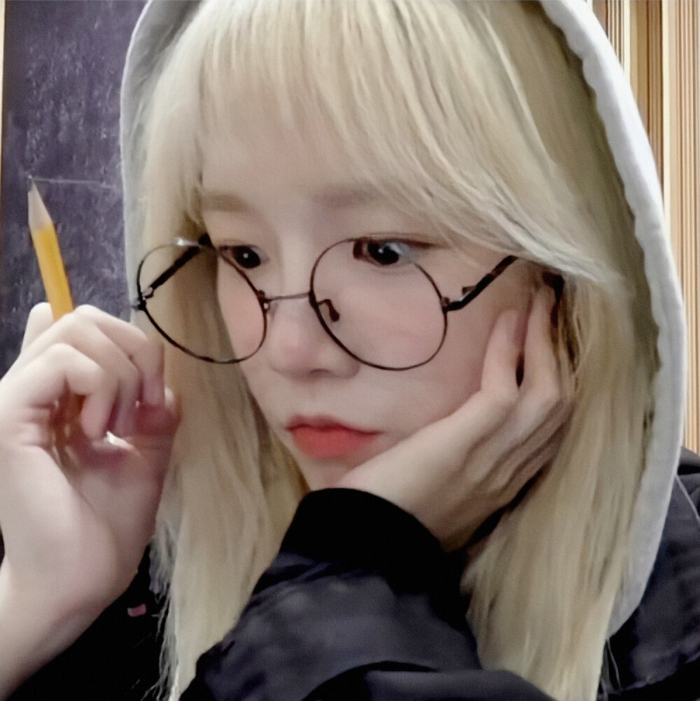 曺柔理.
◎林榆潇