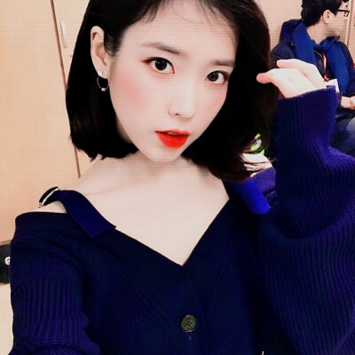 ·IU
ᴾˡᵉᵃˢᵉ ᵃˡˡᵒʷ ᵐᵉ ᵗᵒ ᵇᵉ ʸᵒᵘʳ ˢᵘᵐᵐᵉʳ.
请允许我成为你的夏季。