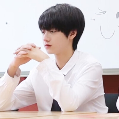 臭屁小孩
朱志鑫