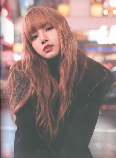 BLACKPINK Lisa