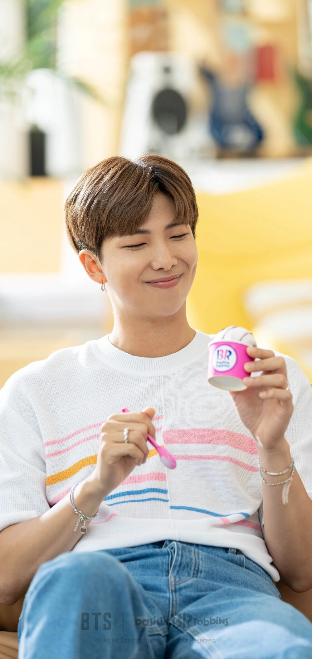 BTS X Baskinrobbins
防弹少年团壁纸
bts壁纸
金南俊金硕珍闵玧其郑号锡朴智旻金泰亨田柾国BTS
