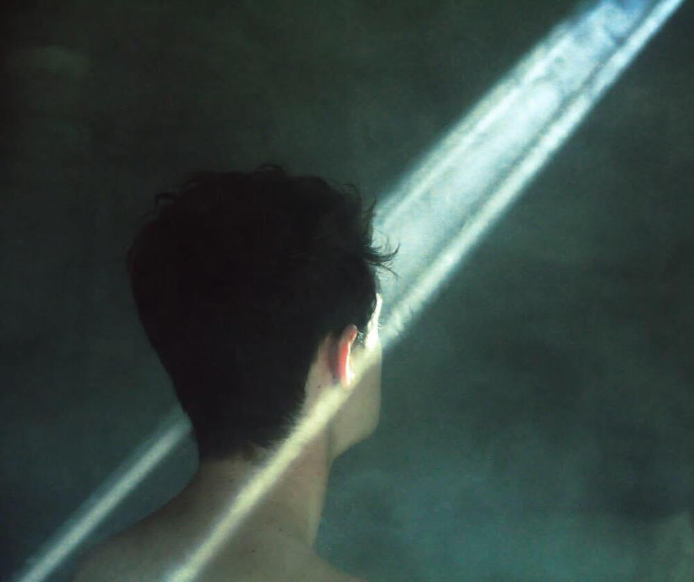  摄影:Kyle Thompson
超现实主义
孤独是人生的常态