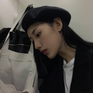 女头
刹那便是永恒