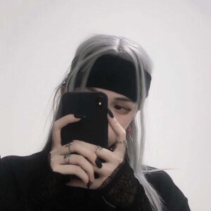 女头
刹那便是永恒