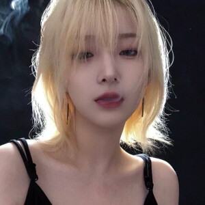 女头
刹那便是永恒