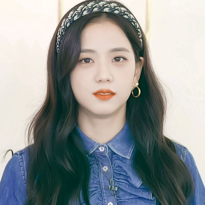 你好！我是智秀！
◎林榆潇
c.r.江纪然