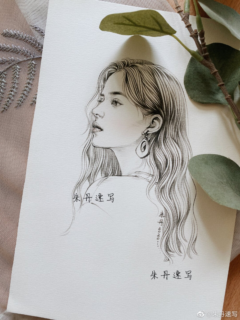 神仙画师微博转载二次元人物黑白动漫素材插画绘画线稿手绘女生男生长发短发转载萝莉可爱御姐
图源见水印