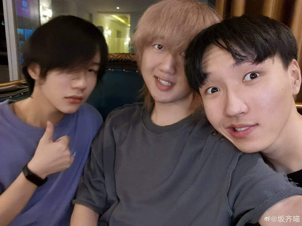 为什么堆糖没有J宝？！
