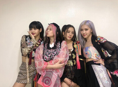 BLACKPINK 合照可二改