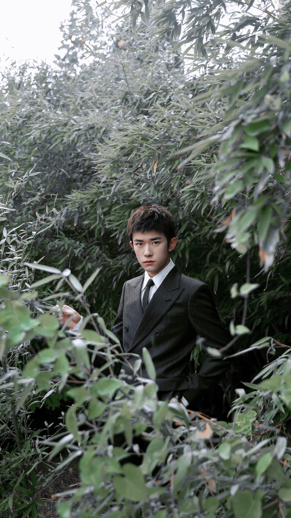 易烊千玺 飞天奖室外拍摄 饭修（二）