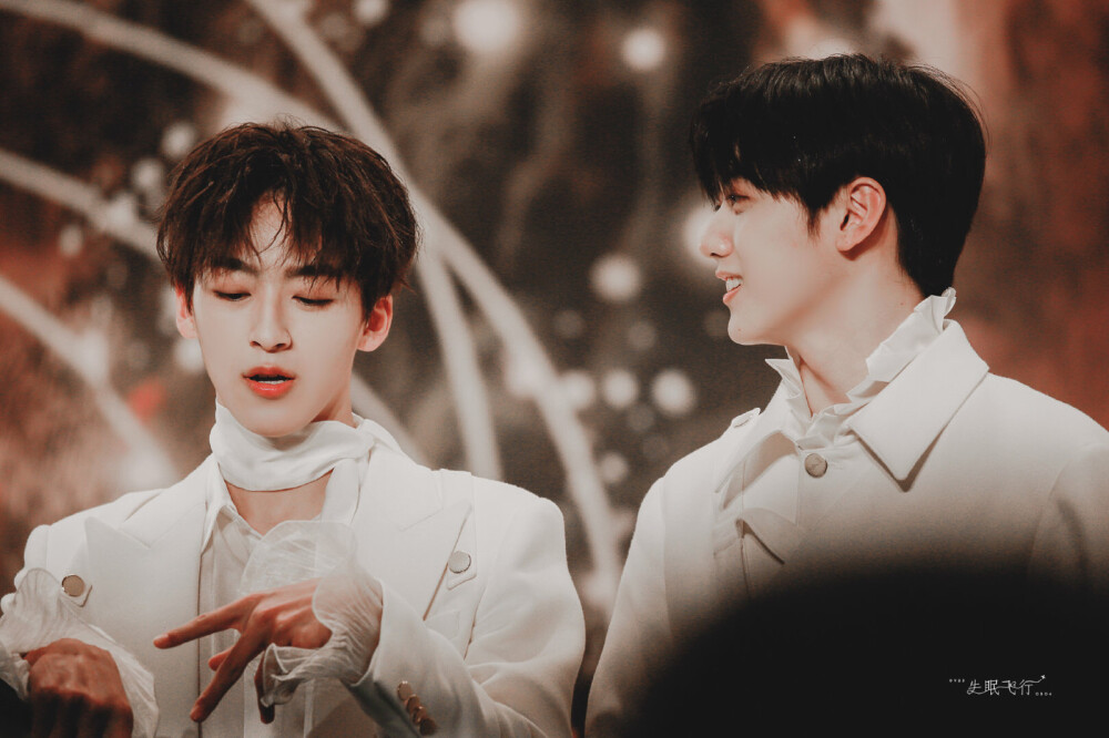 何焉悦色/cr见水印