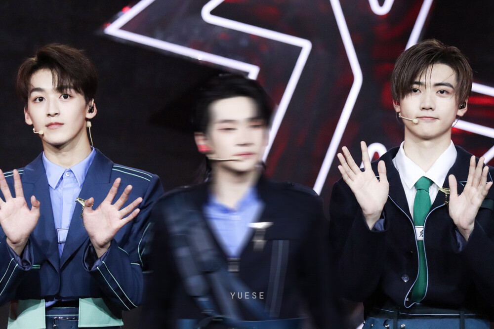 何焉悦色/cr见水印