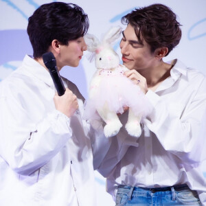 缪糕(mewgulf) 最近磕糖,哈哈哈,这一对… - 高清图片,堆糖,美图壁纸