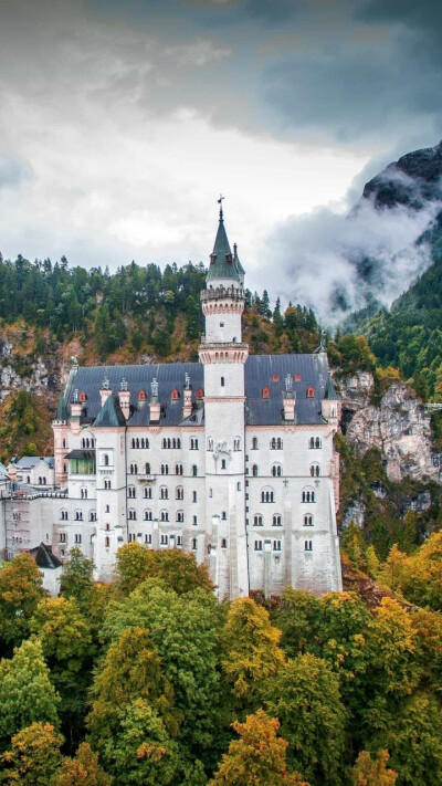德国的新天鹅堡——许多现代童话城堡的灵感