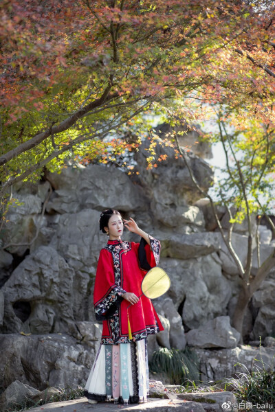 「山川不谙风月」