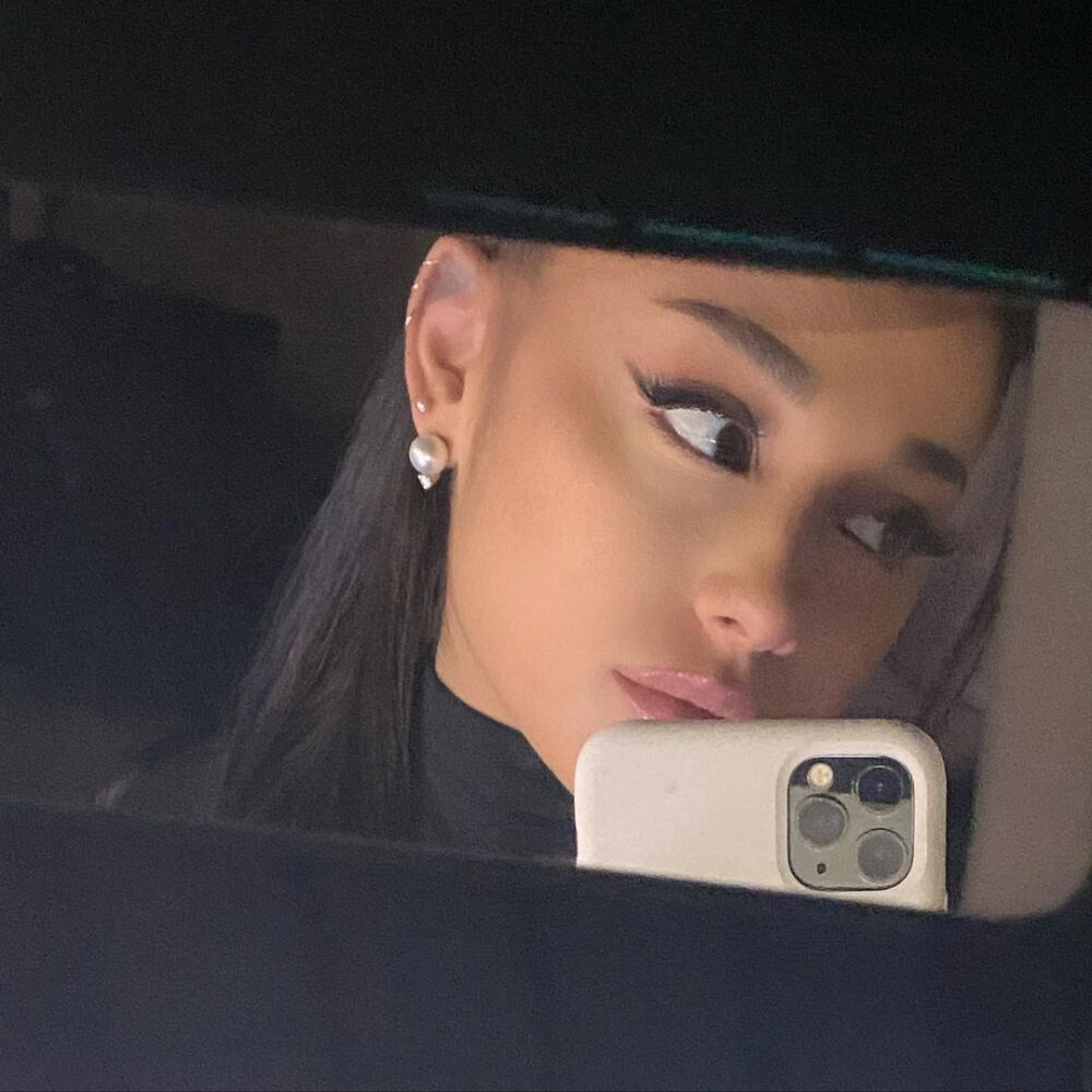 Ariana Grande A妹 ins