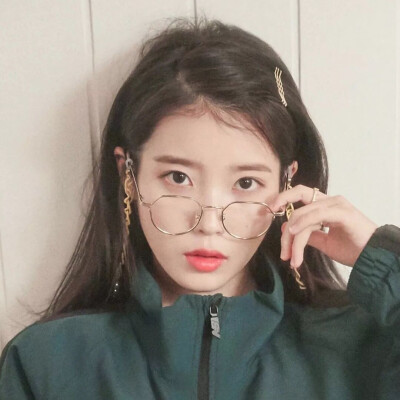 iu 头像