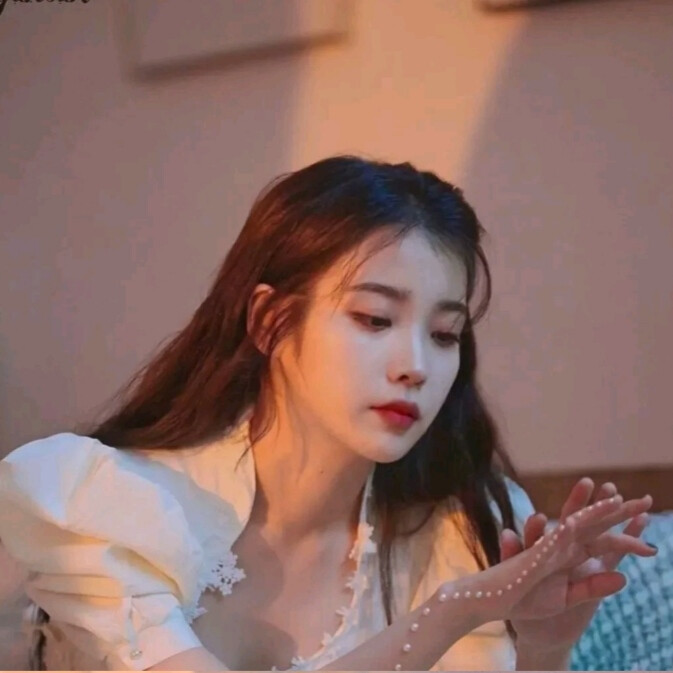 iu 头像