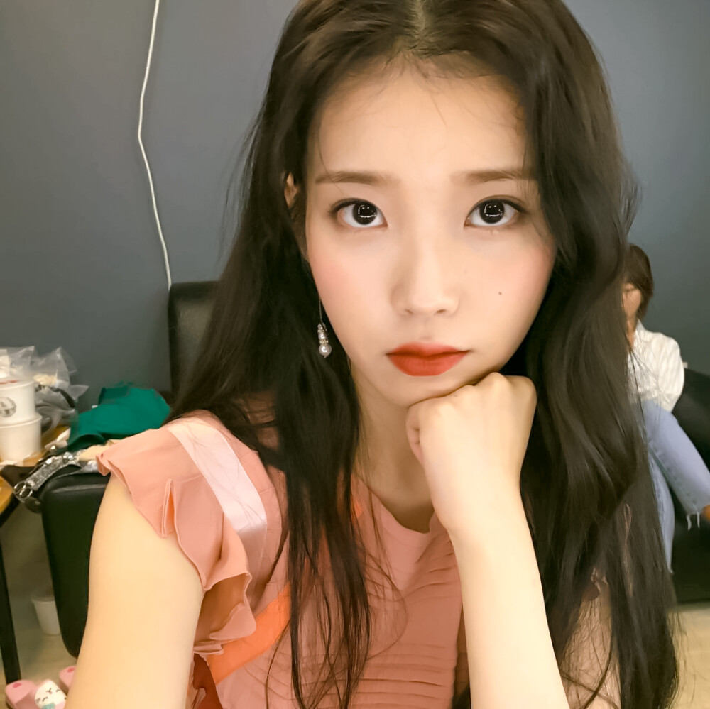 IU