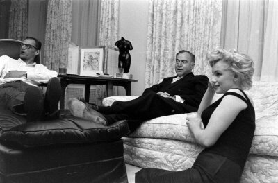 Marilyn Monroe with Arthur Miller and Kermit Bloomgarden ​​​